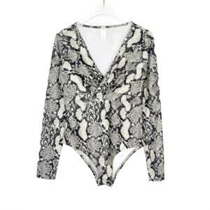 H&M Gray Snakeskin Python Sexy V-Neck Long Sleeve Body Suit Small